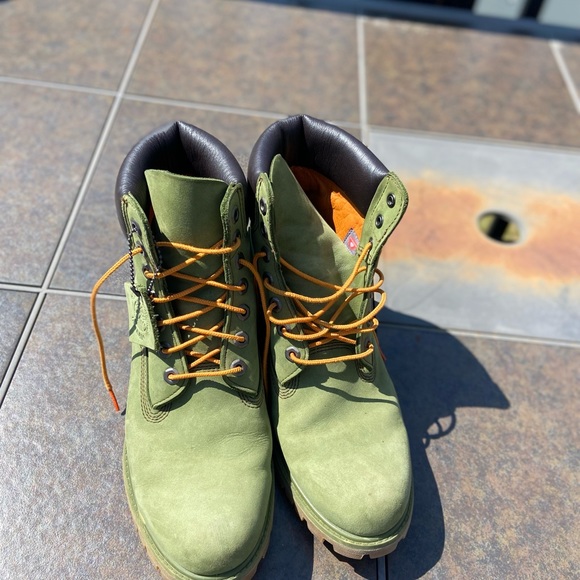 Men’s Military Green Timberland Boots Sz 8.5 - Picture 3 of 3